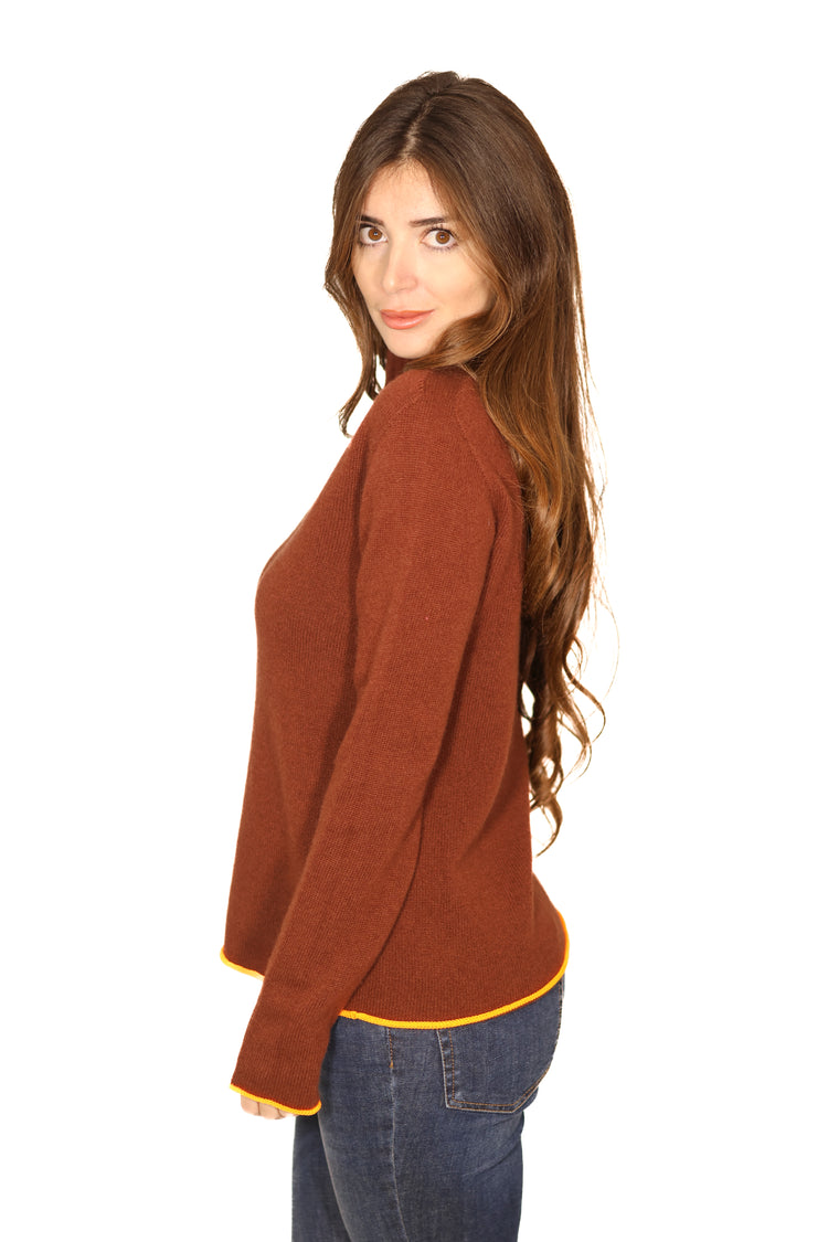 Maglia lana collo alto marrone