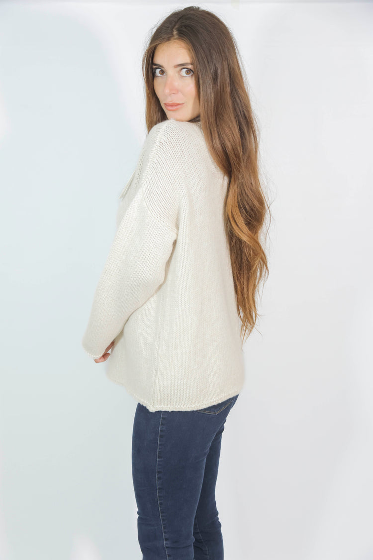 Pullover beige collo alto
