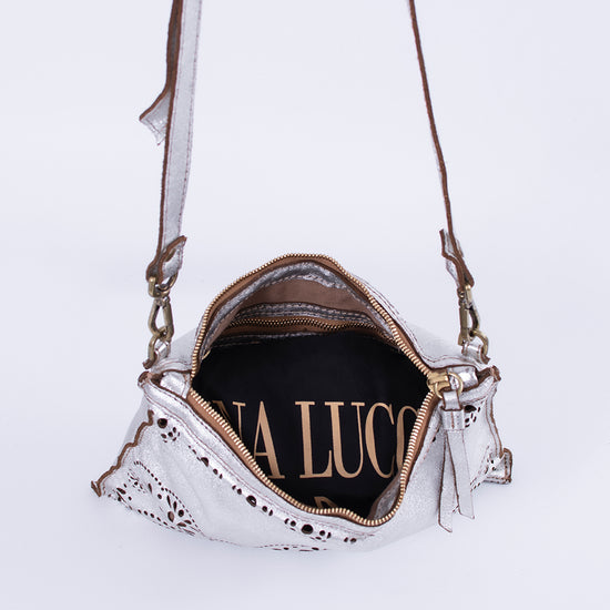 Pochette vitello laminato argento