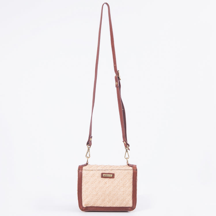 Tracollina in paglia beige