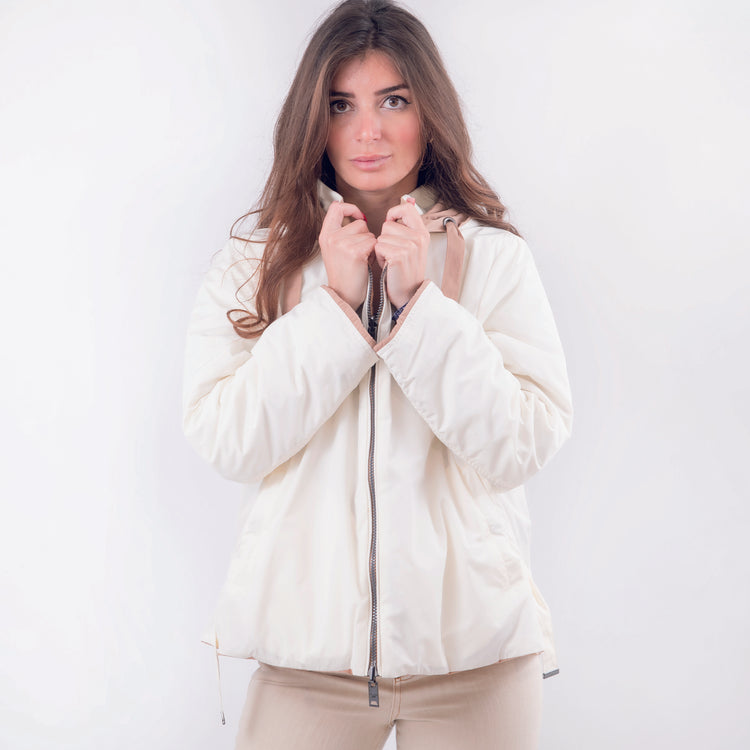 Piumino reversibile con cappuccio beige e bianco