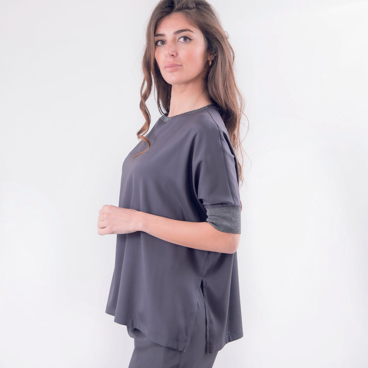 Blusa in seta grigio