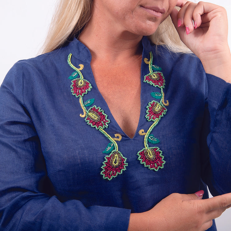 Camicia di lino manica lunga e scollo V blu