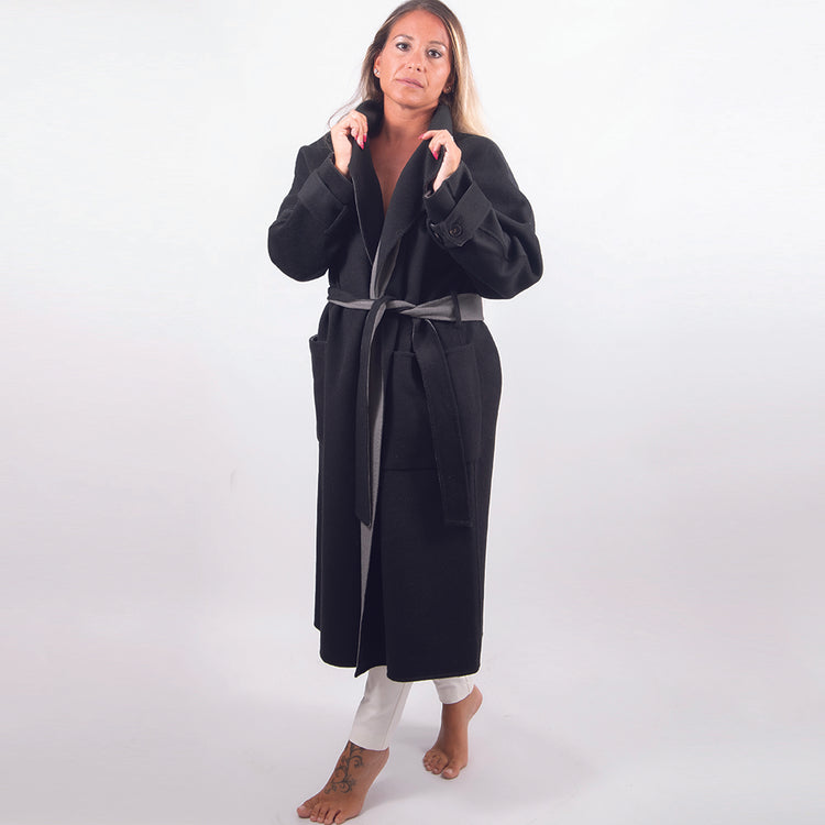 Cappotto in lana reversibile nero e grigio