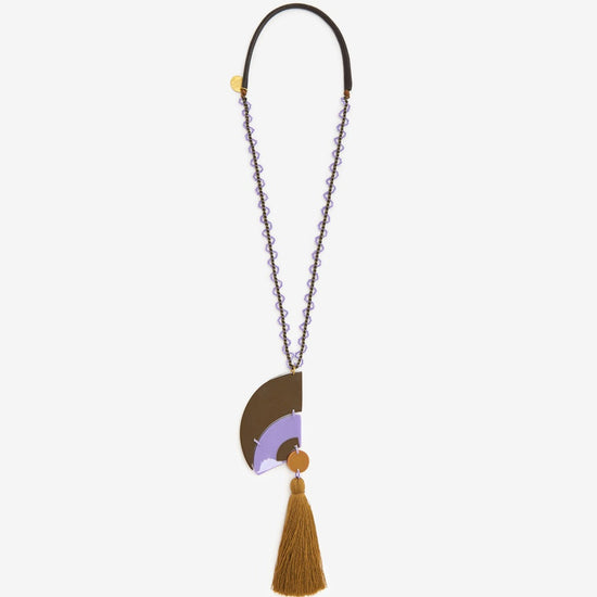 Collana in resina con ricamo perline giallo