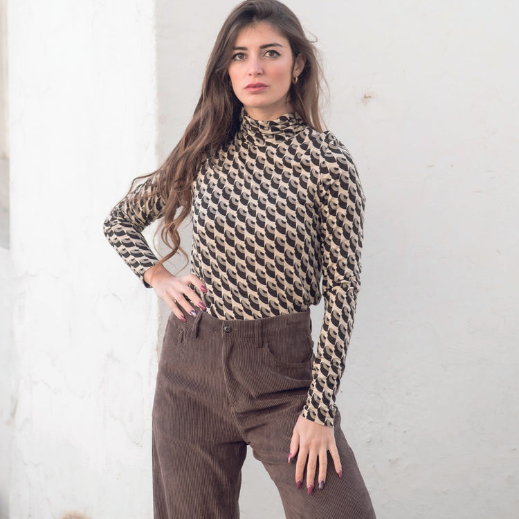 Maglia viscosa fantasia geometrica marrone