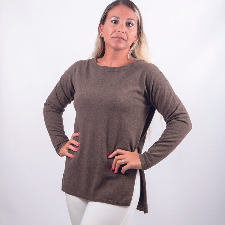 Maglia barchetta in viscosa e lana marrone