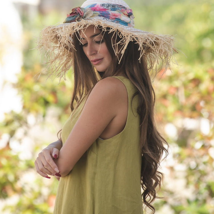 Abito smanicato in lino verde