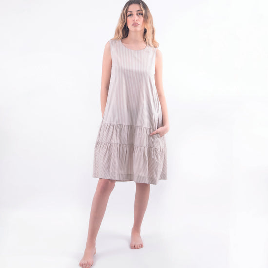 Abito smanicato in cotone righe beige