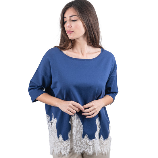 Maglia in viscosa con pizzo.