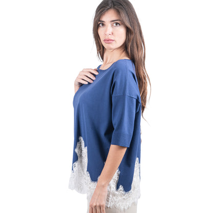 Maglia in viscosa con pizzo.