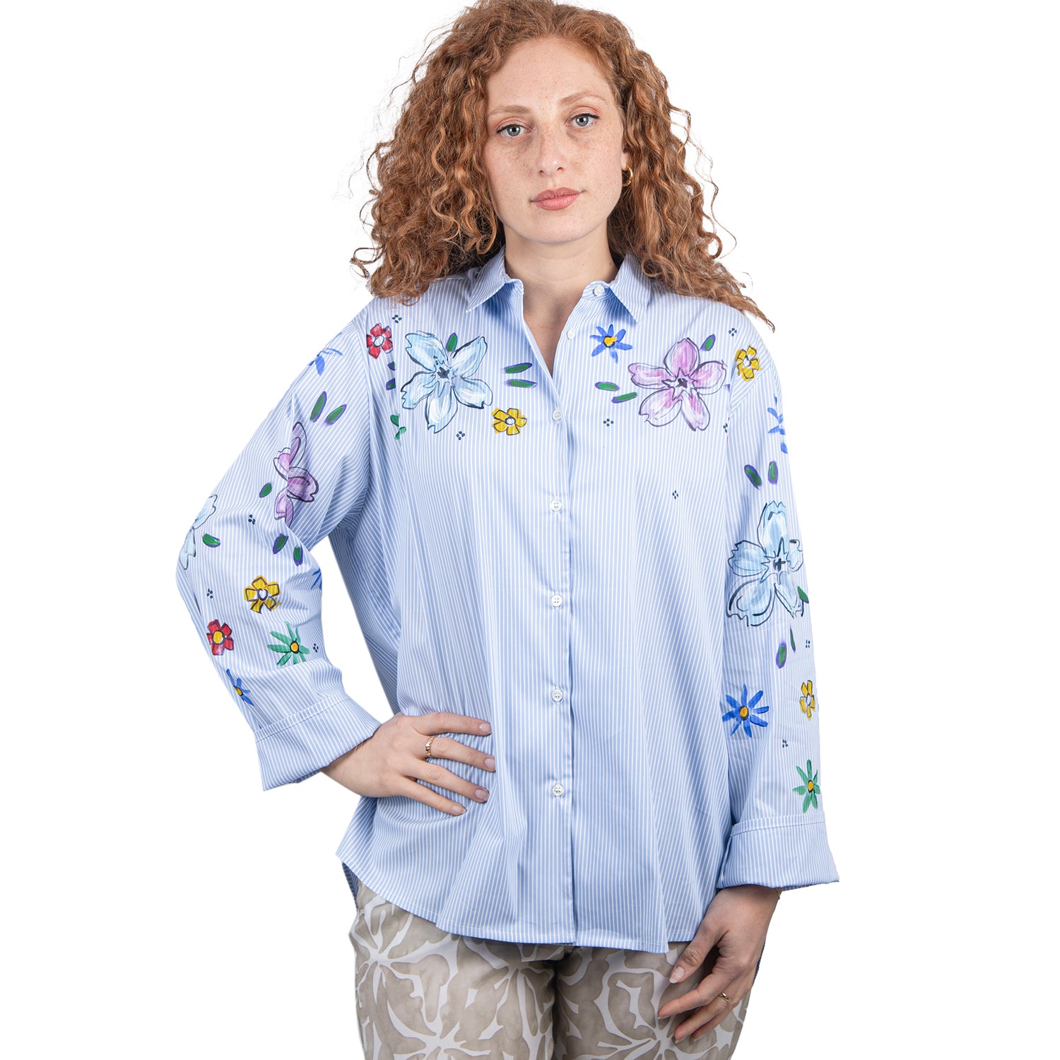 Camicia over, righe e fiori.