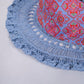 Cappello in carta con falda piccola traforata e fascia di cotone in fantasia geometrica azzurro